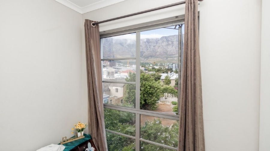 2 Bedroom Property for Sale in Cape Town City Centre Western Cape